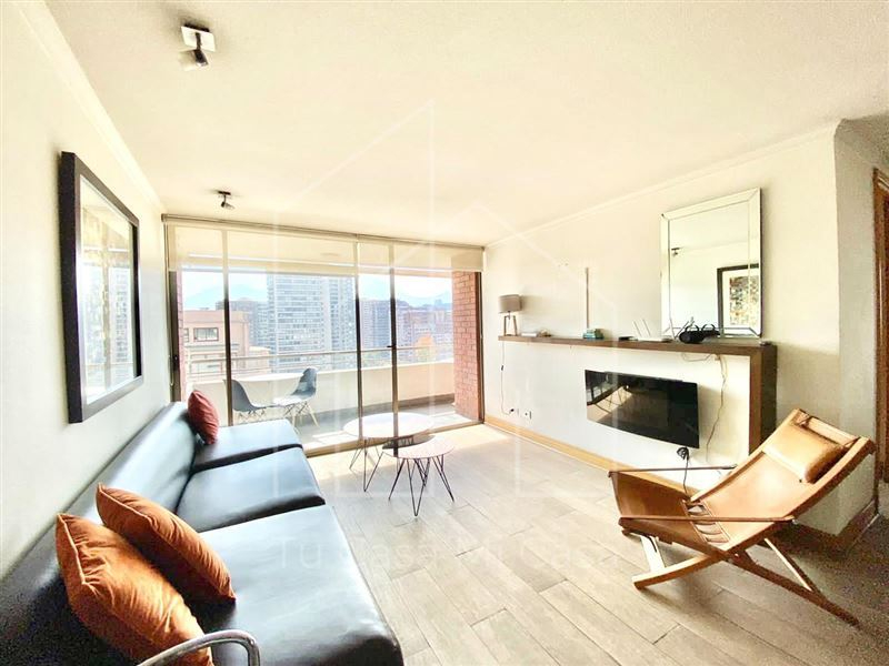 Arriendo Departamento 2D en suite 2B 2E Metro Escuela Militar - Las Condes