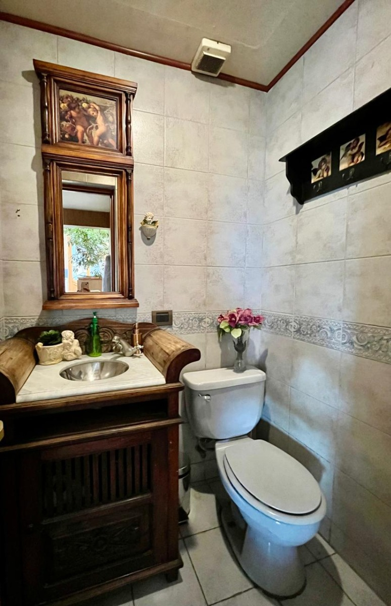 Venta Casa NP 5D en suite Walk-in cl&oacute;set 6B 3E 2B Los Dominicos - Las Condes