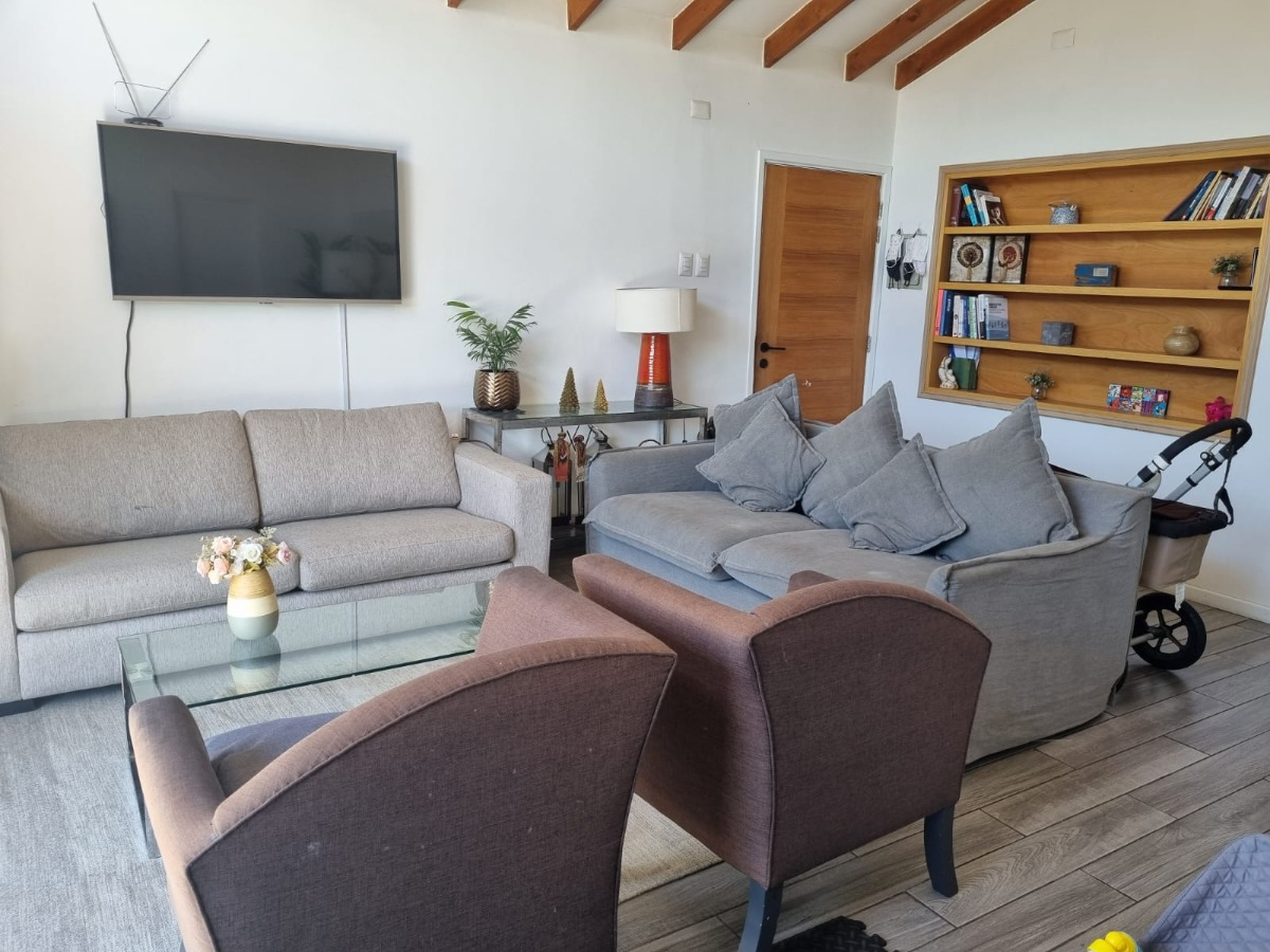 Arriendo Casa 4D Villa El Dorado - Vitacura
