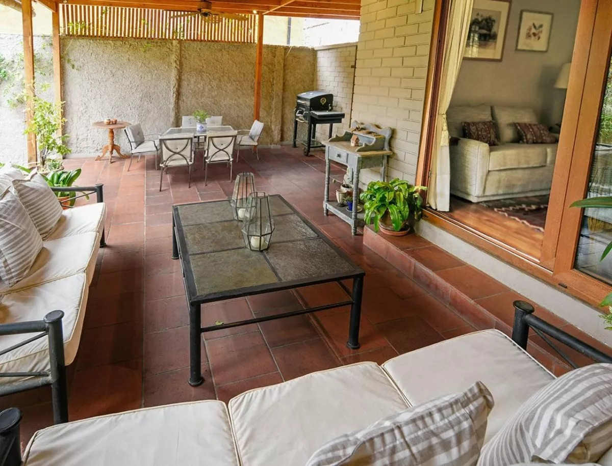 Venta Casa O 4D en suite 3B 2E 1B Los Dominicos - Las Condes