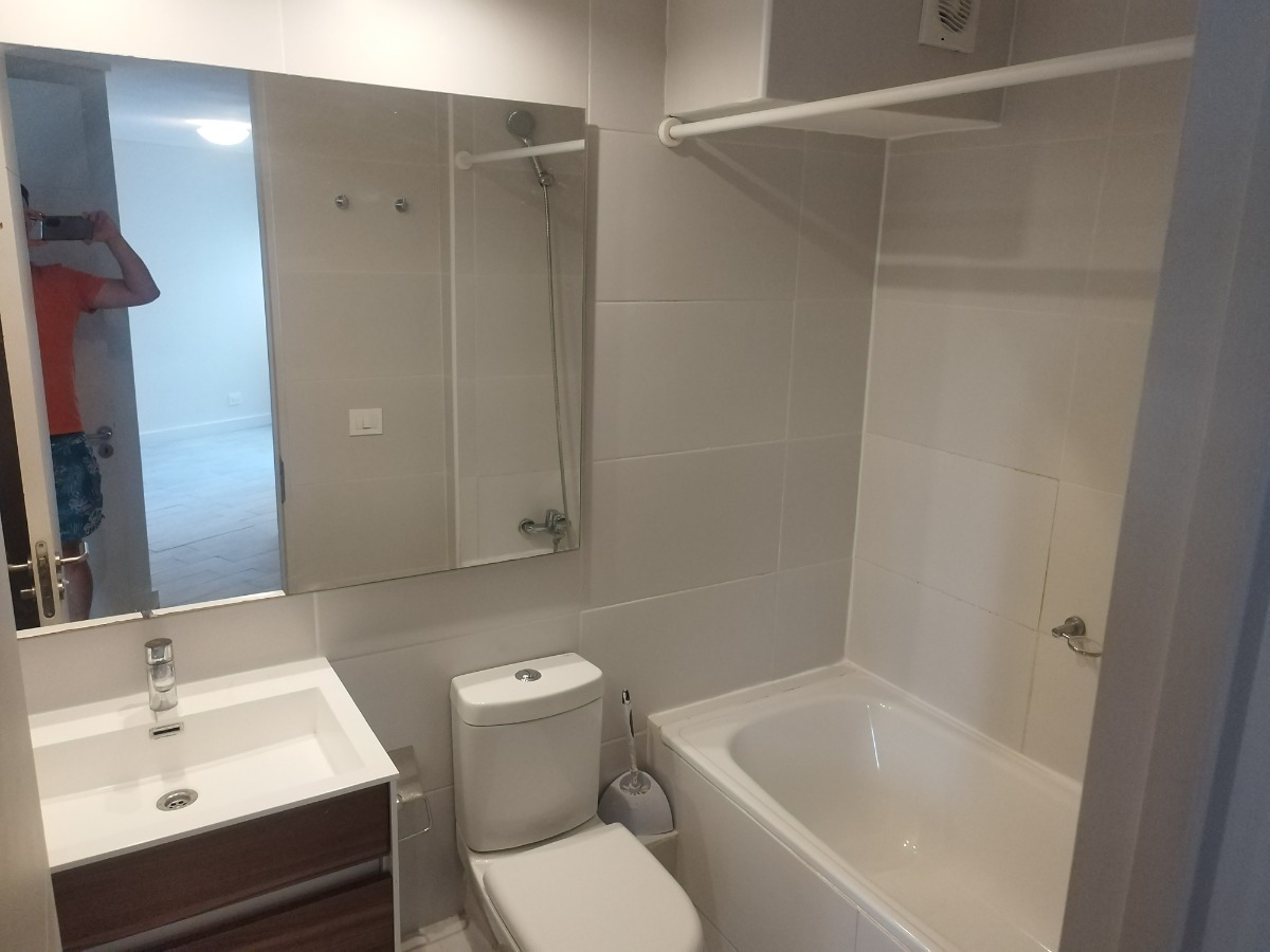 Venta Departamento 2D en suite Walk-in cl&oacute;set 2B 1E 1B Diagonal Oriente - &Ntilde;u&ntilde;oa