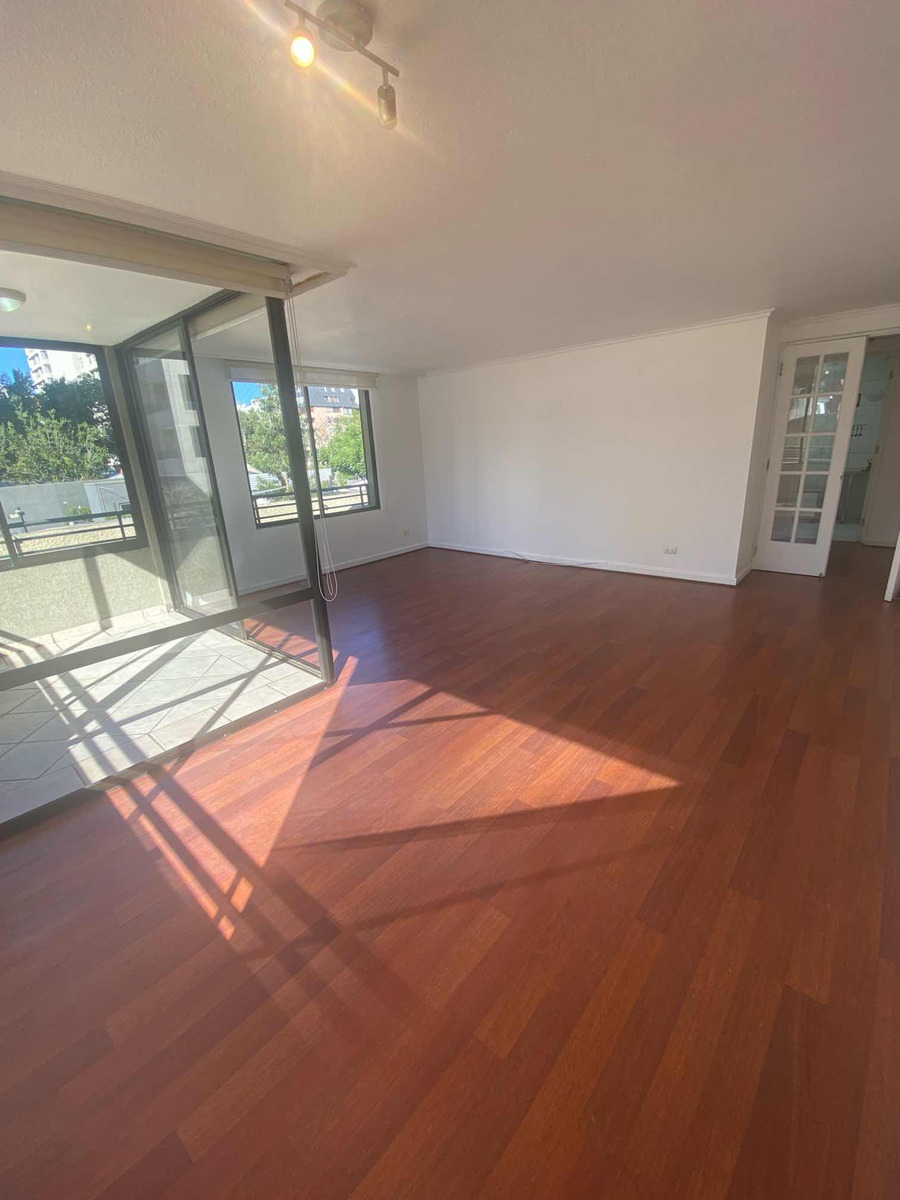 Venta Departamento 4D 3B 2E Rotonda Atenas - Las Condes