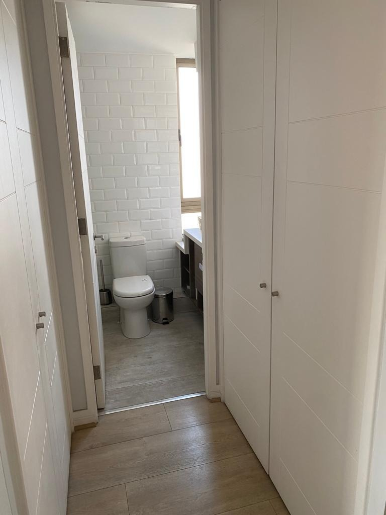 Arriendo Departamento 2D Parque Arauco - Las Condes