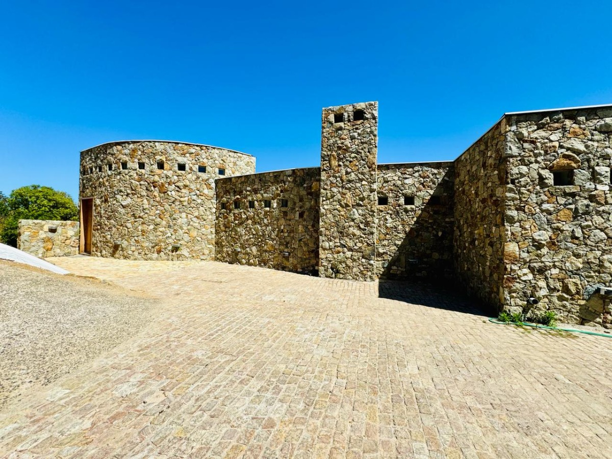 Venta Casa NP 7D en suite Walk-in cl&oacute;set 7B 6E 1B Las Cujas - El Pangue - Zapallar