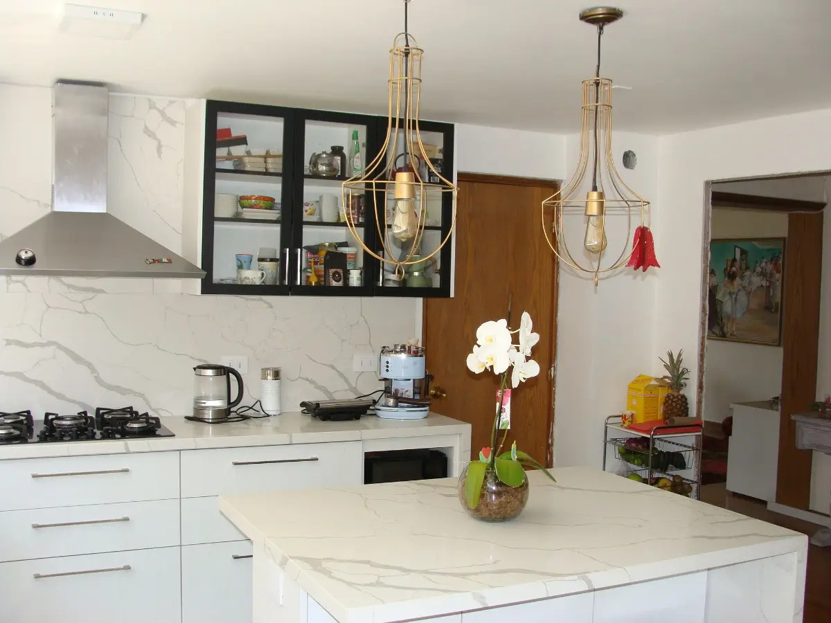 Venta Departamento NO 3D en suite Walk-in cl&oacute;set 3B 1E 1B Barrio El Golf - Las Condes