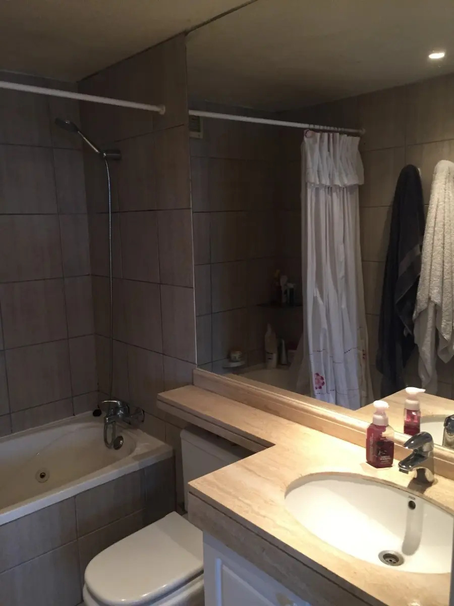 Arriendo Departamento N 1D en suite Walk-in cl&oacute;set 1B 1E 1B Barrio El Golf - Las Condes