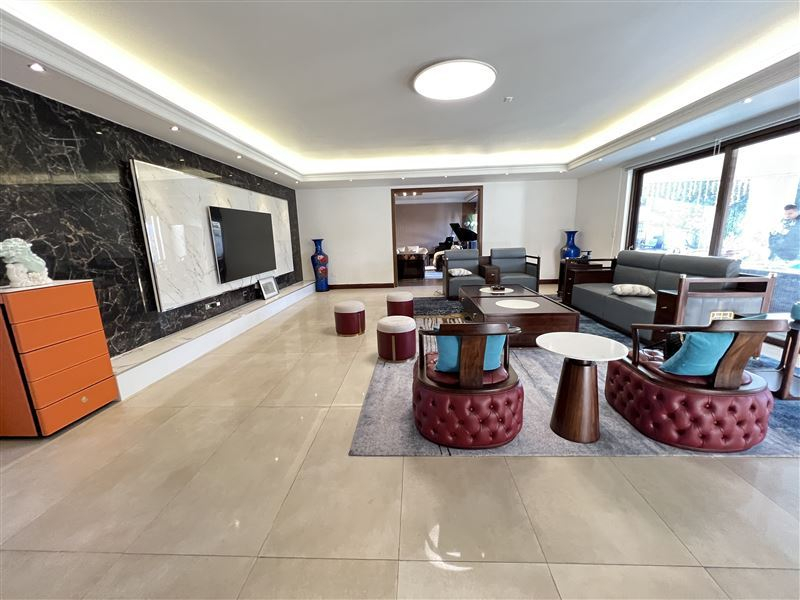 Venta Casa Norte 6D en suite Walk-in cl&oacute;set 7B 10E 1B Los Trapenses - Lo Barnechea