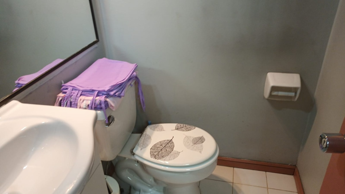 Venta Oficina N 2B 1E Pedro de Valdivia - Providencia