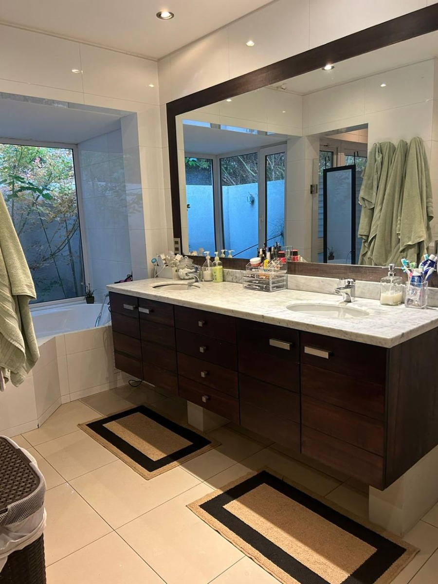 Venta Casa NO 4D en suite Walk-in cl&oacute;set 4B 4E Chicureo - Colina