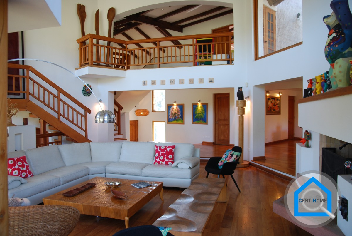 Venta Casa NOSP 5D en suite Walk-in cl&oacute;set 3B 10E 1B El Array&aacute;n - Lo Barnechea