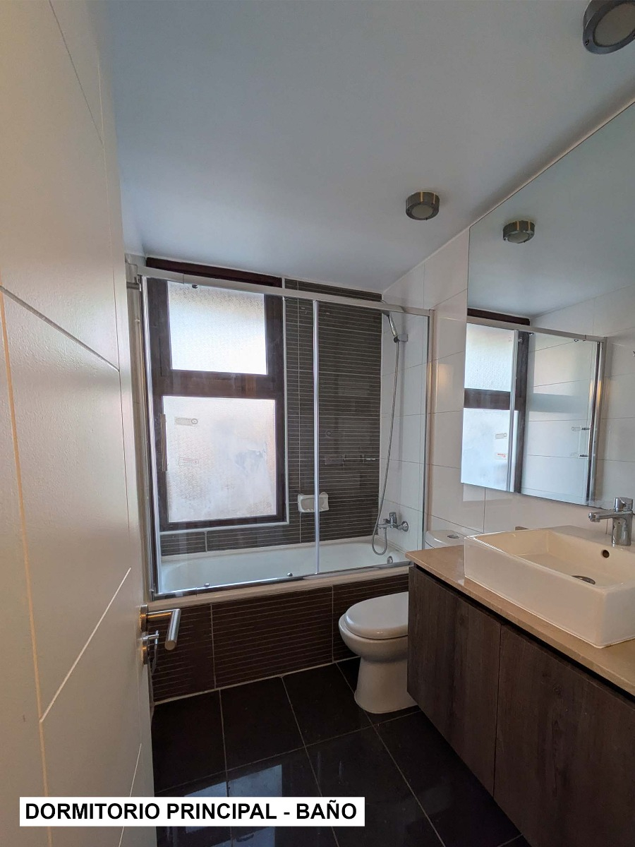 Venta Departamento O 2D en suite Walk-in cl&oacute;set 2B 2E 1B Campus Oriente - Providencia