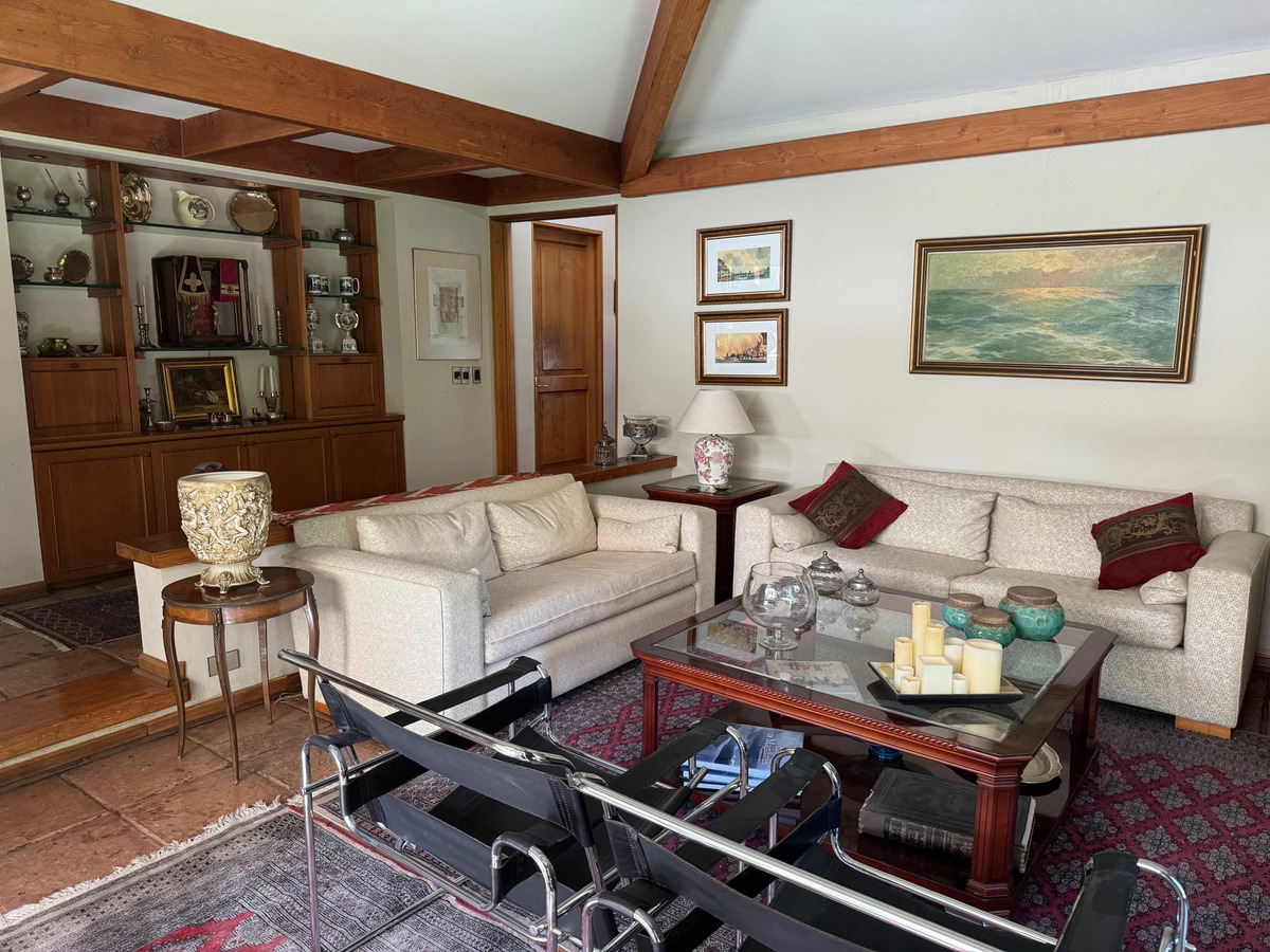 Venta Casa 5D 4B 7E El Huinganal - Lo Barnechea