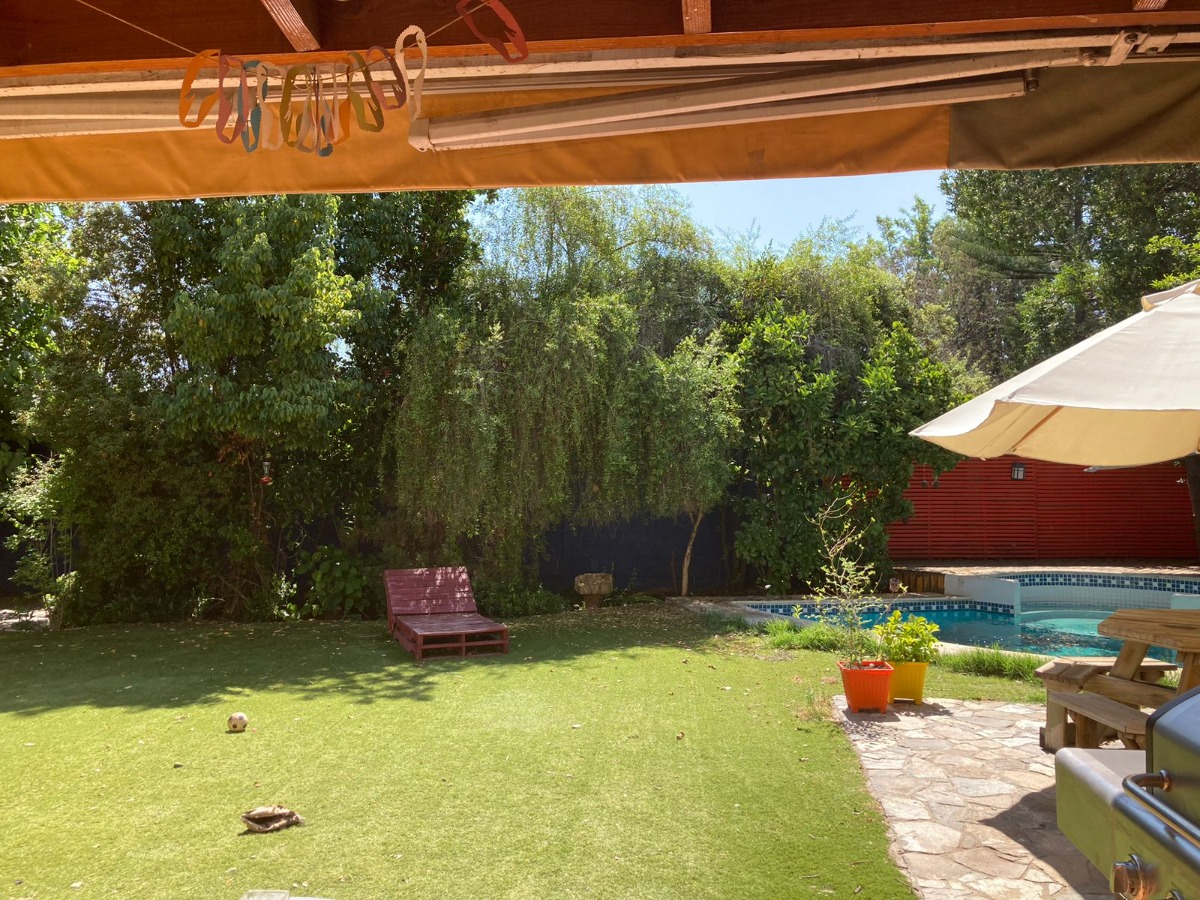 Venta Casa SO 4D en suite Walk-in cl&oacute;set 3B 3E 1B Carlos Ossand&oacute;n - La Reina