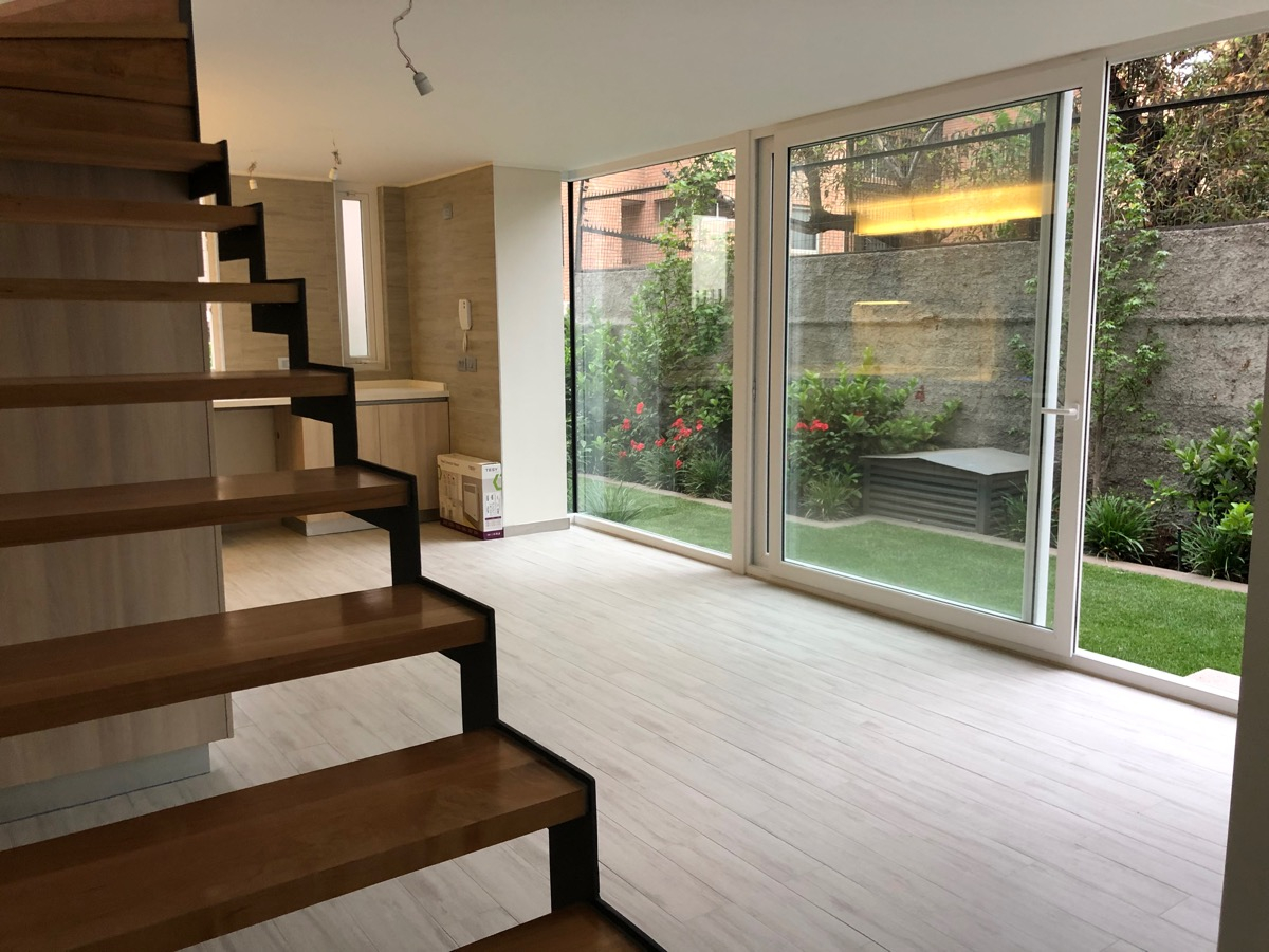 Arriendo Departamento 1D Barrio El Golf - Las Condes