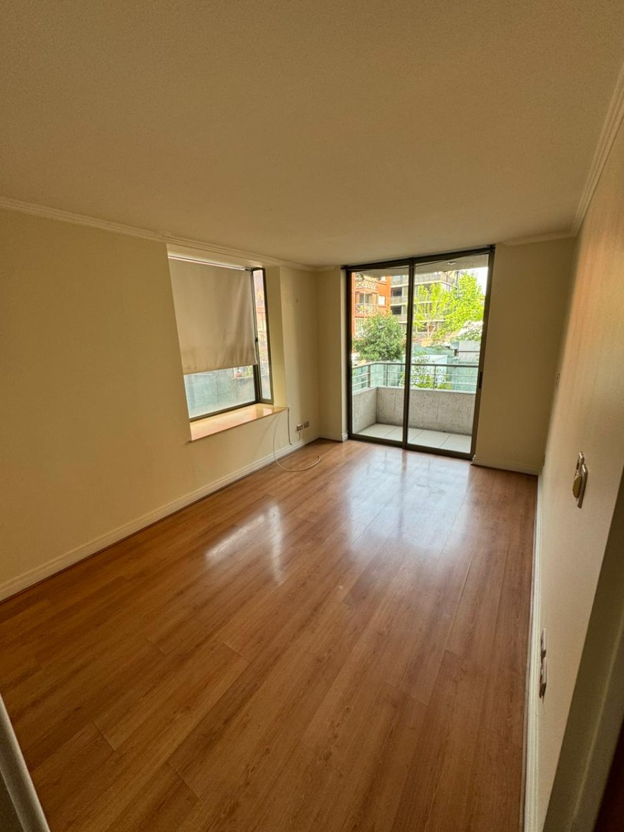 Arriendo Departamento 2D en suite Walk-in cl&oacute;set 2B 1E Plaza &Ntilde;u&ntilde;oa - &Ntilde;u&ntilde;oa