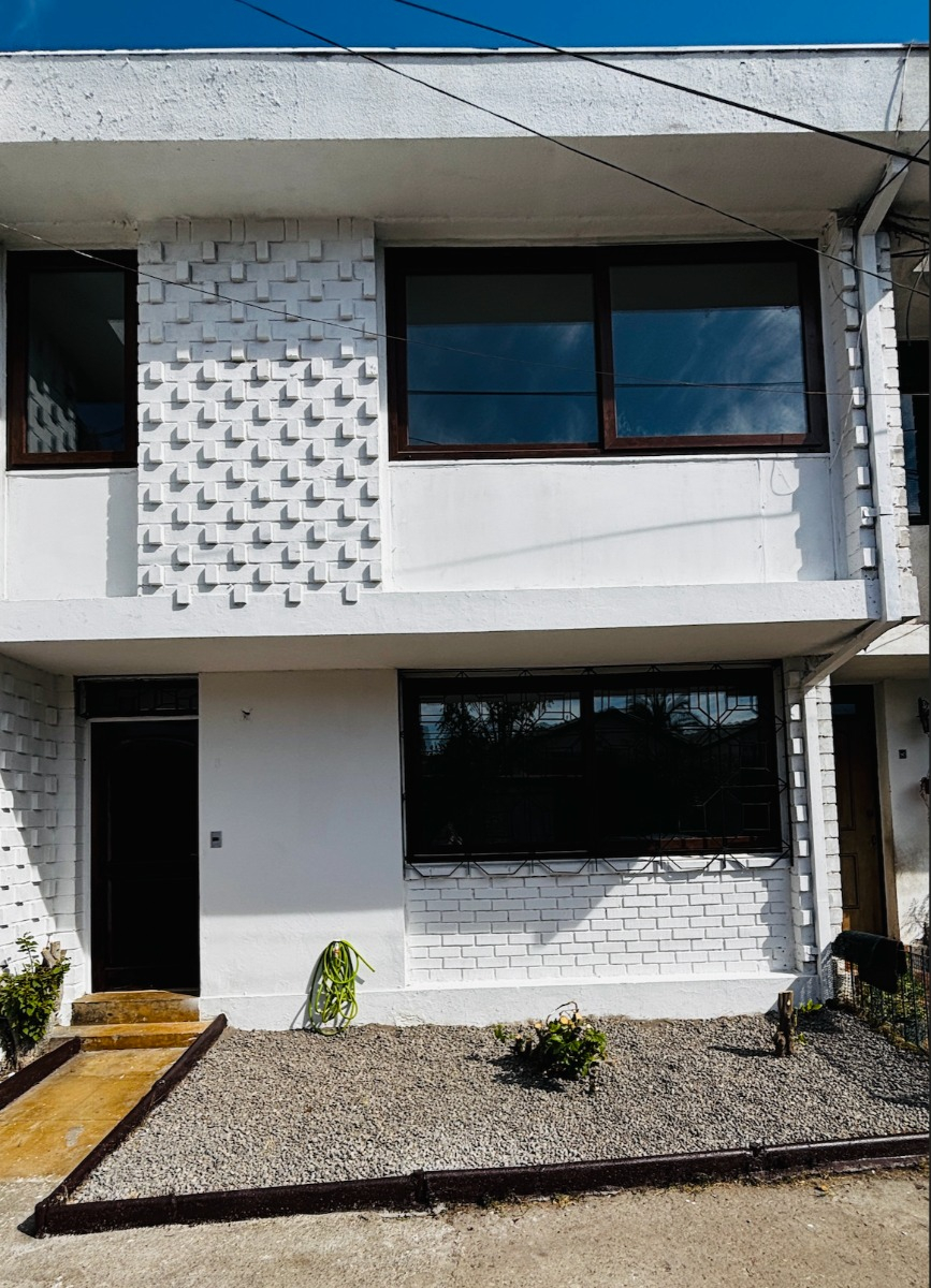 Arriendo Casa NO 3D 2B 2E 1B Metro Monse&ntilde;or Eyzaguirre - &Ntilde;u&ntilde;oa