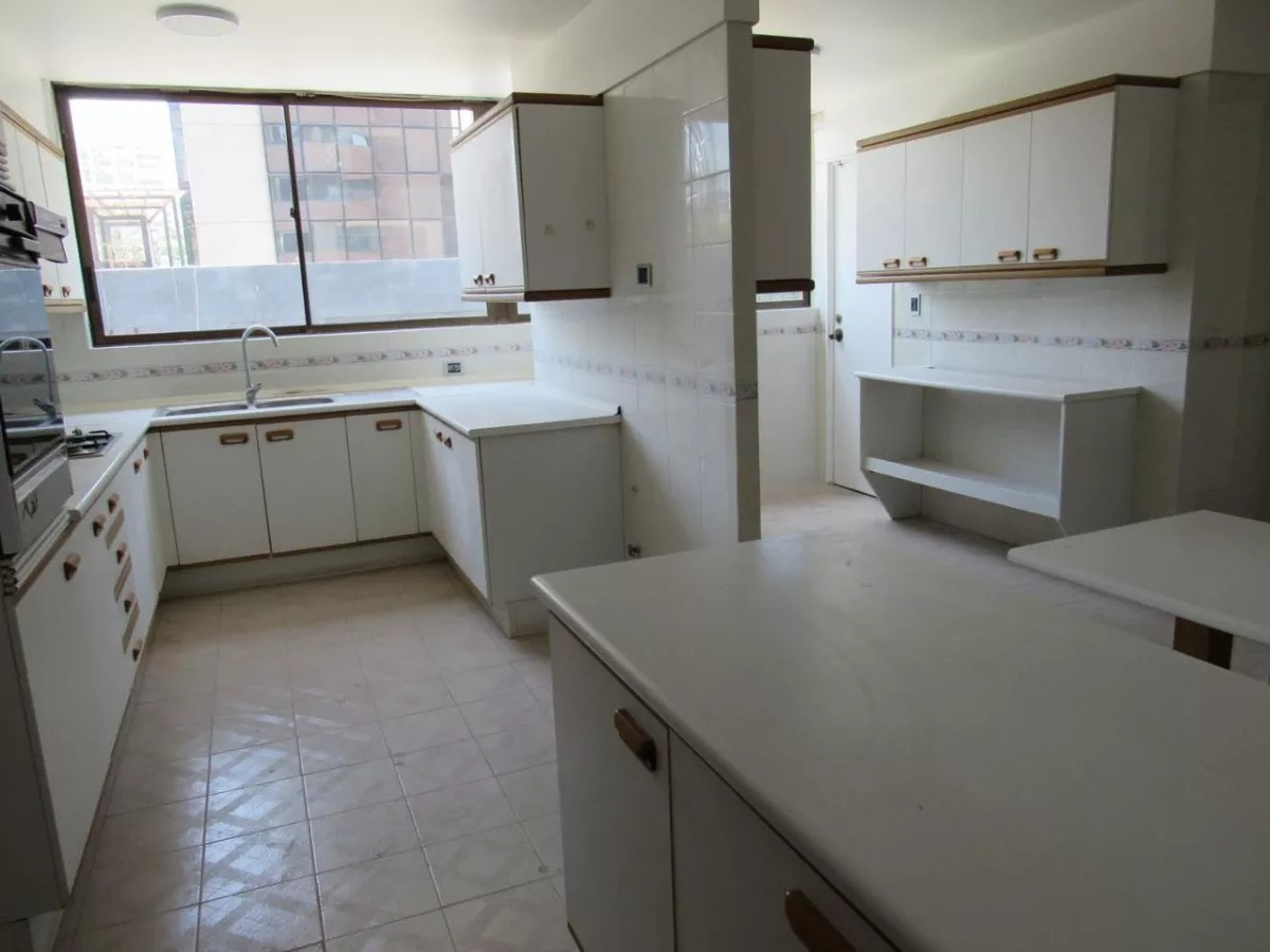 Venta Departamento NOSP 4D en suite Walk-in cl&oacute;set 5B 2E 1B P&iacute;o XI - Vitacura