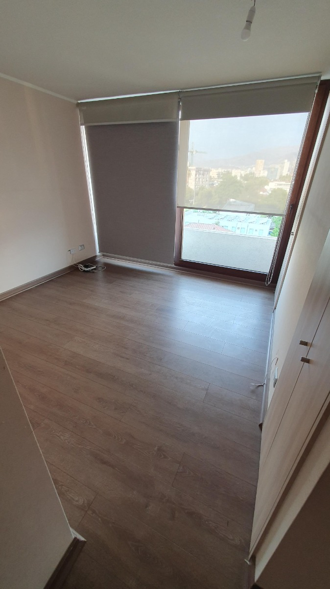 Arriendo Departamento O 2D en suite Walk-in cl&oacute;set 2B 1E 1B Campus Oriente - Providencia