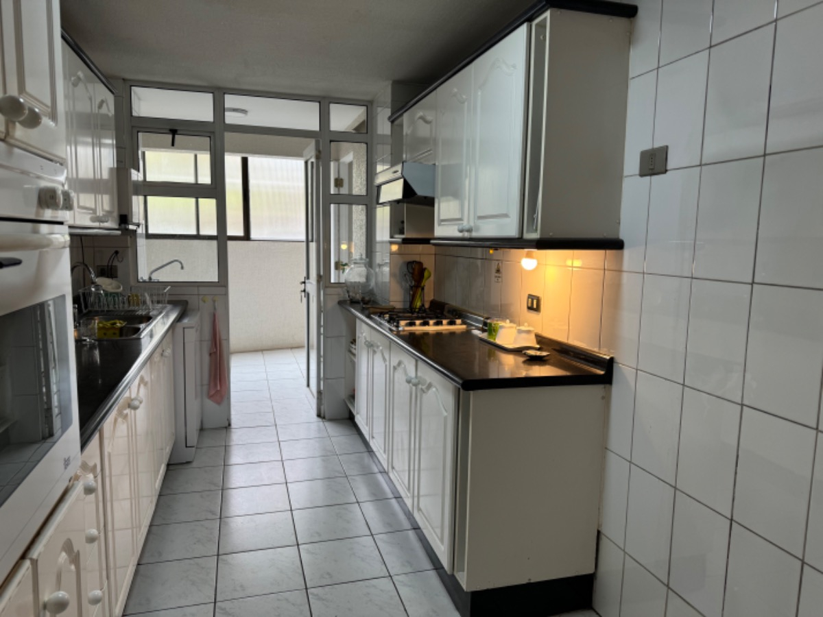 Venta Departamento 4D en suite Walk-in cl&oacute;set 4B 3E 1B Las Lilas - Providencia