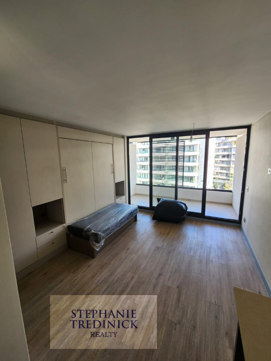 Arriendo Departamento N 1B 1E 1B Metro Hernando de Magallanes - Las Condes