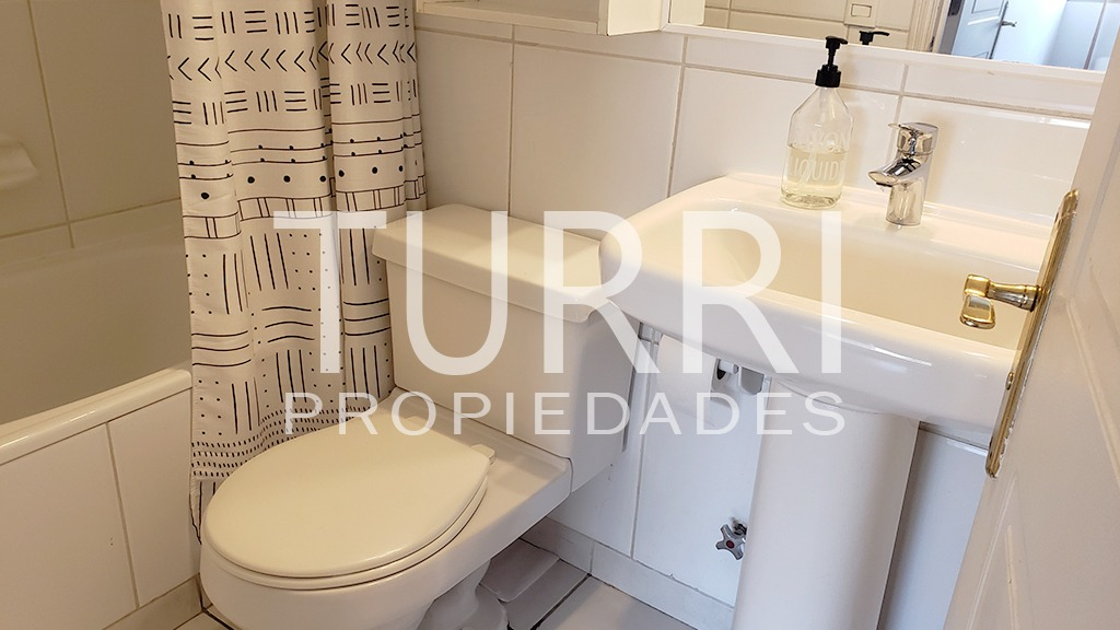 Arriendo Departamento NO 2D en suite 2B 1E 1B Barrio El Golf - Las Condes