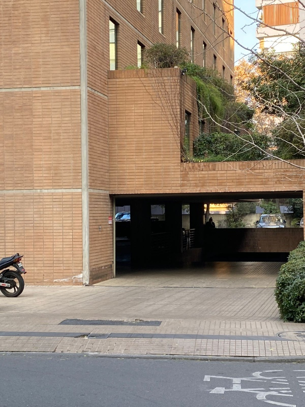Arriendo Oficina 2B 1E Barrio El Golf - Las Condes