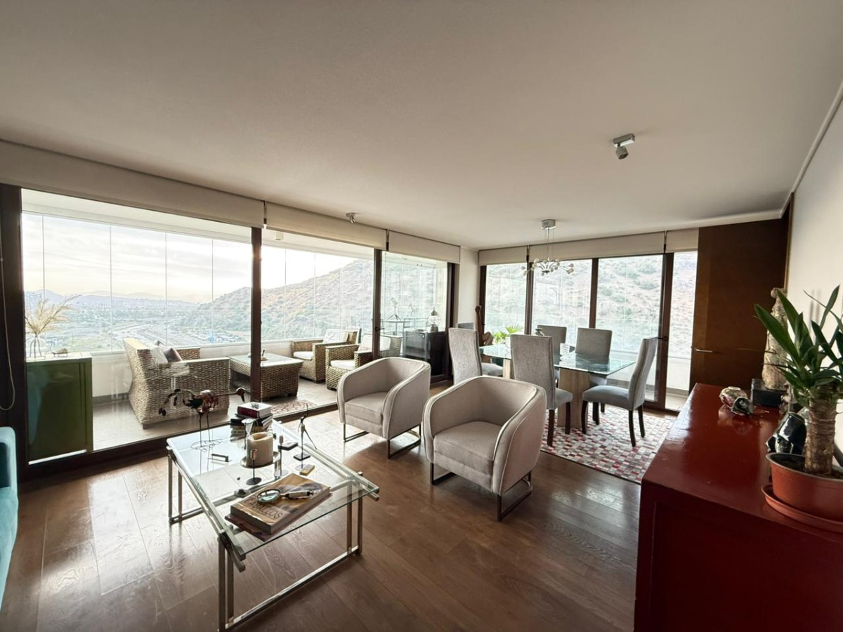 Arriendo Departamento NP 3D en suite Walk-in cl&oacute;set 4B 2E Tabancura - Vitacura