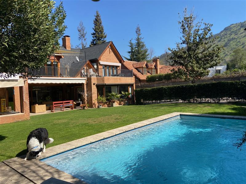 Venta Casa Norte 7D en suite Walk-in cl&oacute;set 6B 8E 2B Los Trapenses - Lo Barnechea