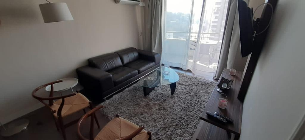 Arriendo Departamento O 2D en suite Walk-in cl&oacute;set 2B 1E 1B Barrio El Golf - Las Condes