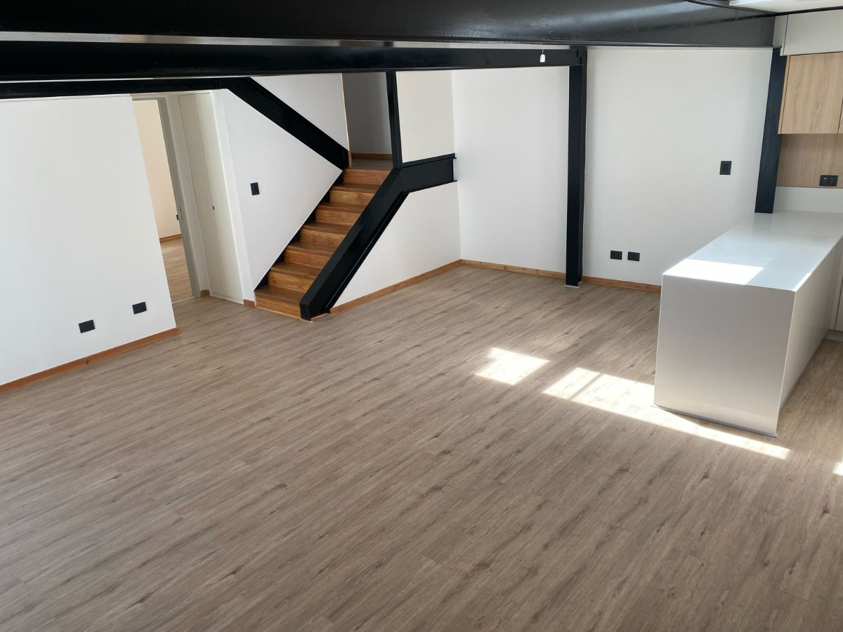 Venta Casa NO 3D en suite Walk-in cl&oacute;set 3B 2E 1Bd Estoril - Las Condes