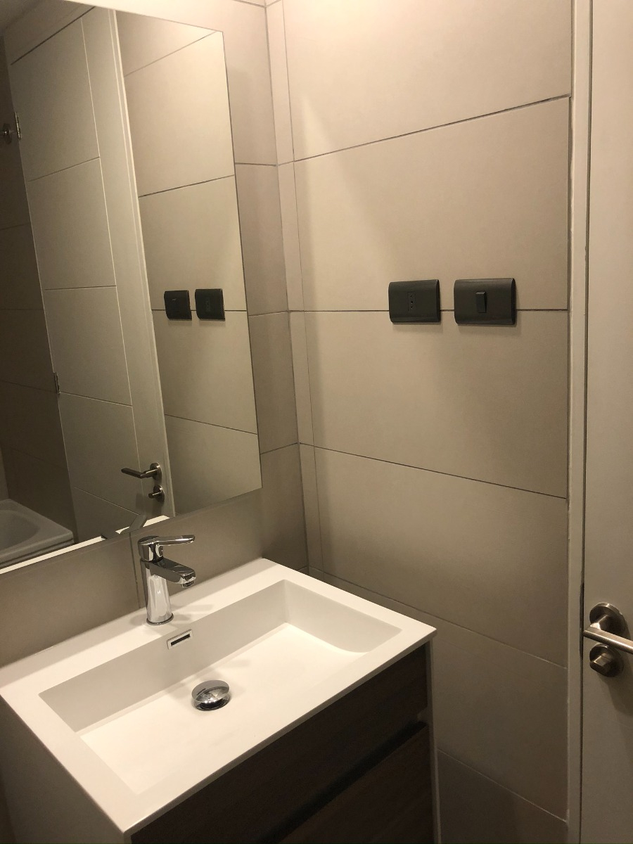 Arriendo Departamento N 3D en suite Walk-in cl&oacute;set 2B 1E 1B Metro Sim&oacute;n Bolivar - La Reina