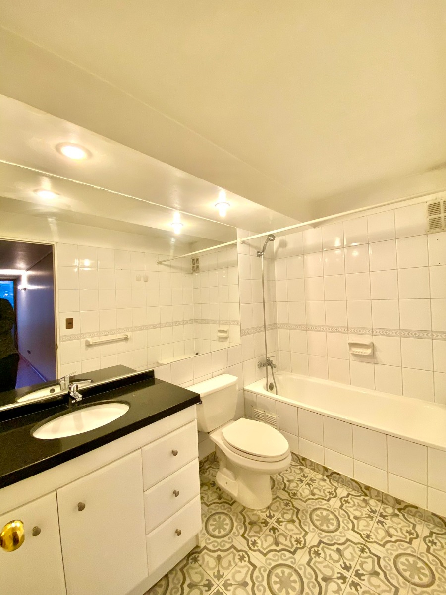 Arriendo Departamento NO 3D en suite Walk-in cl&oacute;set 3B 1E 1B Parque Arauco - Las Condes