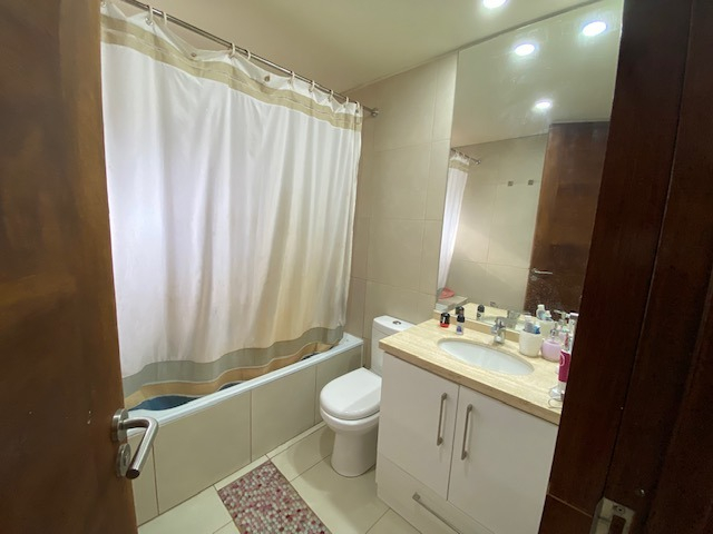 Venta Casa O 4D en suite Walk-in cl&oacute;set 4B 3E 1B Chicureo - Colina