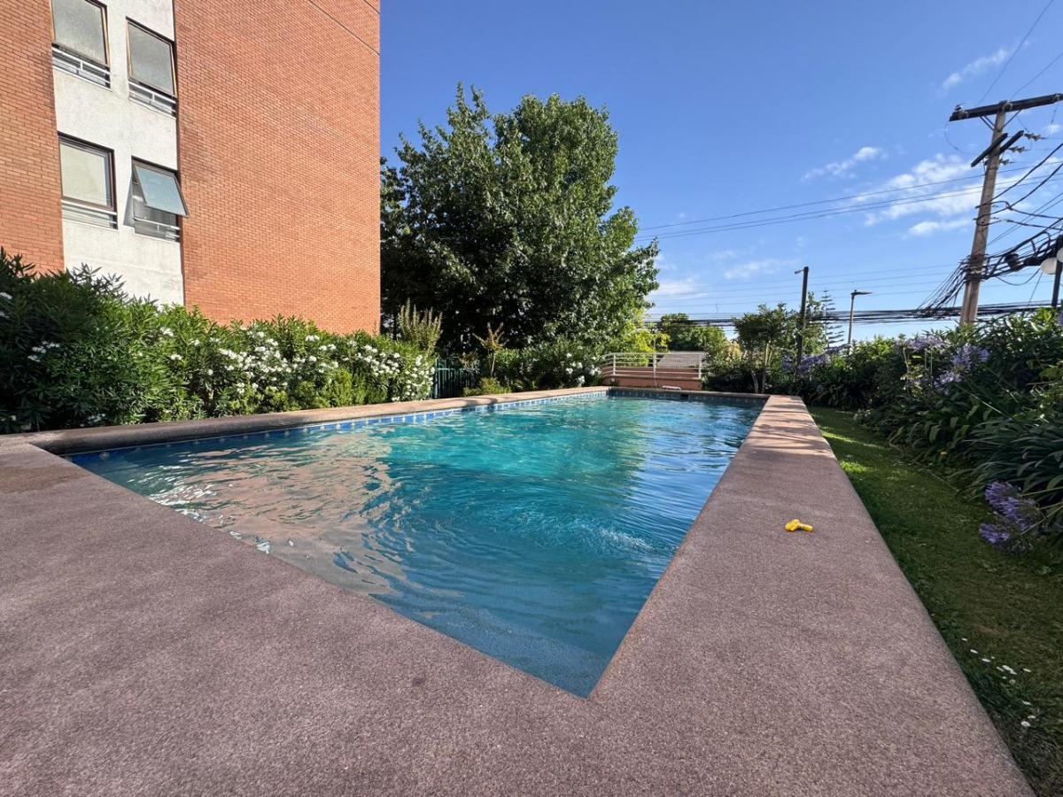 Arriendo Departamento O 2D en suite 2B 1E 1Bd Rotonda Atenas - Las Condes