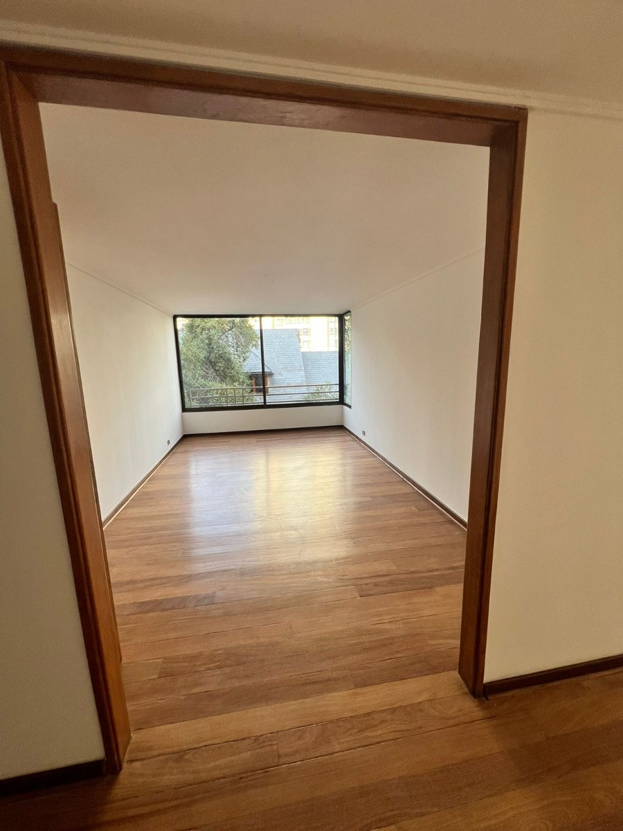 Arriendo Departamento N 3D en suite Walk-in cl&oacute;set 2B 2E 1B Barrio El Golf - Las Condes