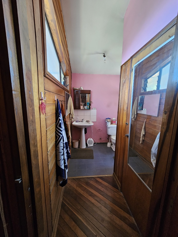 Venta Casa 4D 3B 3E Metro Sim&oacute;n Bolivar - La Reina