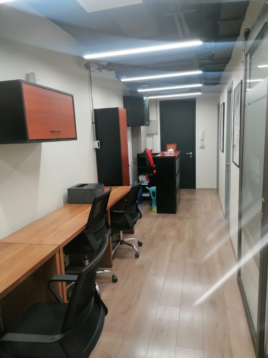 Venta Oficina 2B 2E Metro Sim&oacute;n Bolivar - La Reina