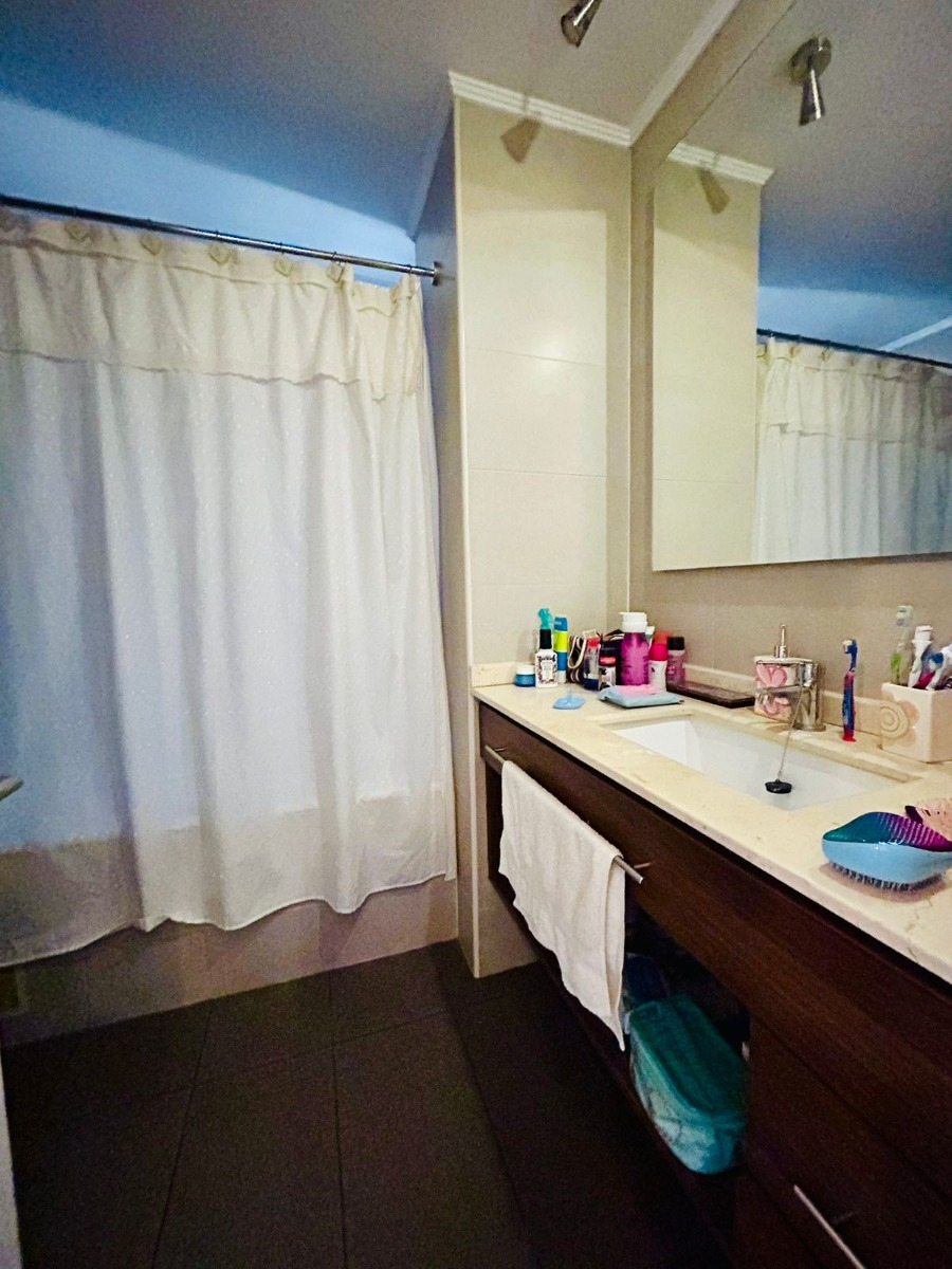 Venta Departamento 2D en suite Walk-in cl&oacute;set 2B 1E 1B Rotonda Atenas - Las Condes