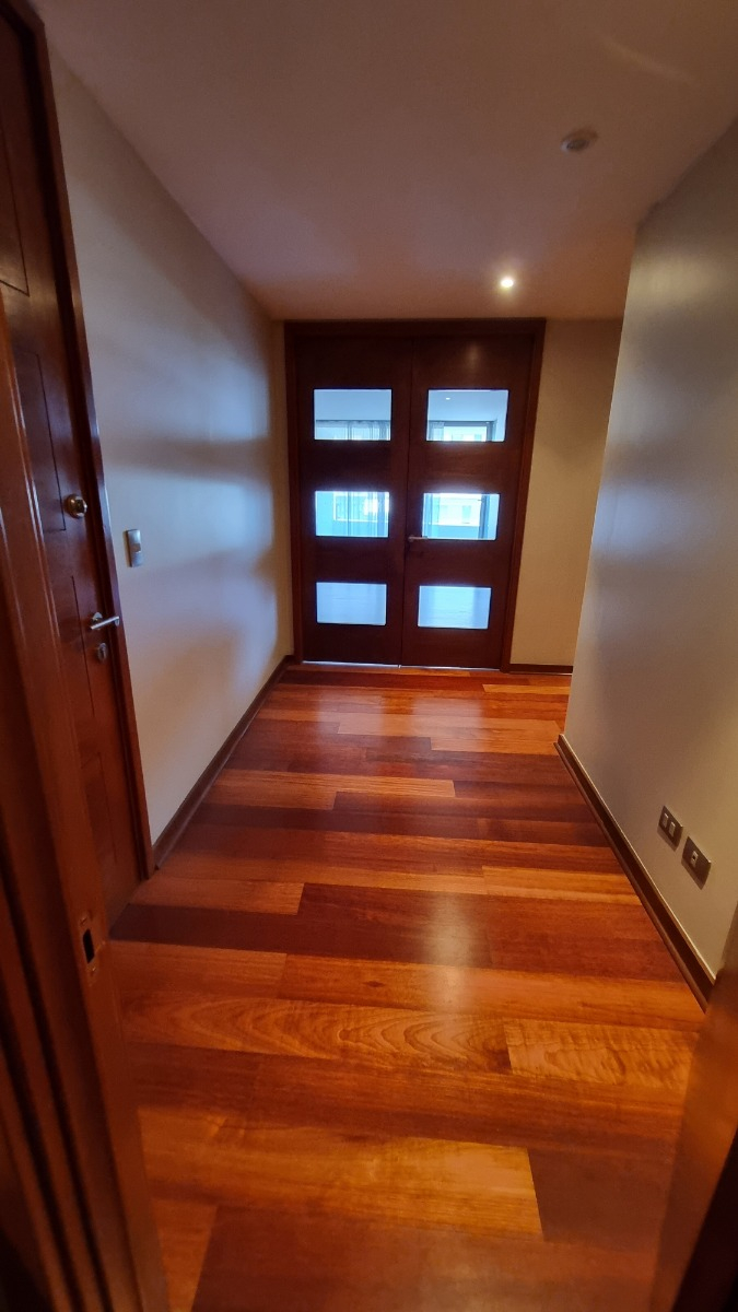 Venta Departamento 4D Barrio El Golf - Las Condes