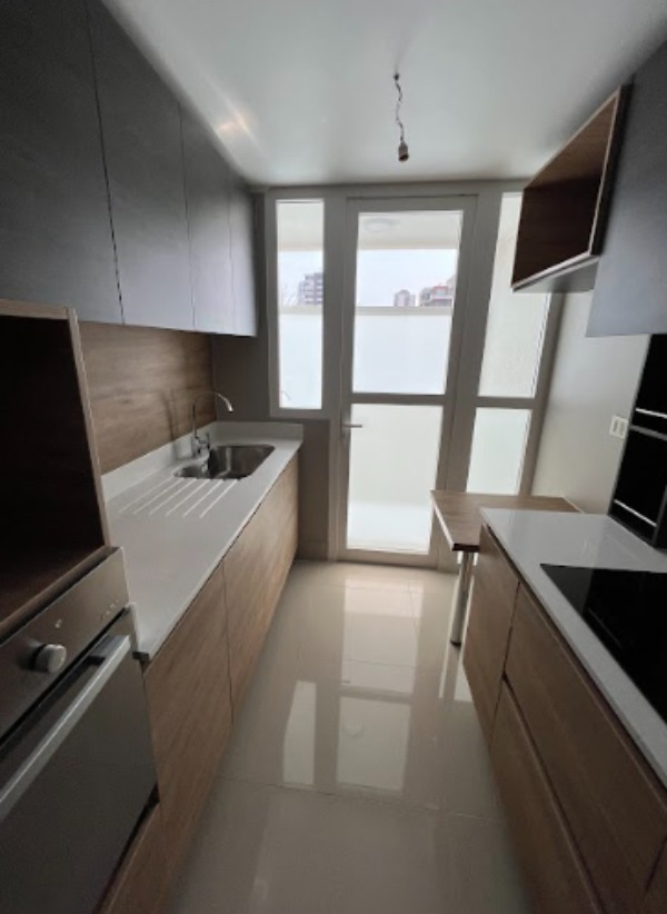Venta Departamento NP 2D en suite Walk-in cl&oacute;set 2B 1E 1B Estadio Nacional - &Ntilde;u&ntilde;oa