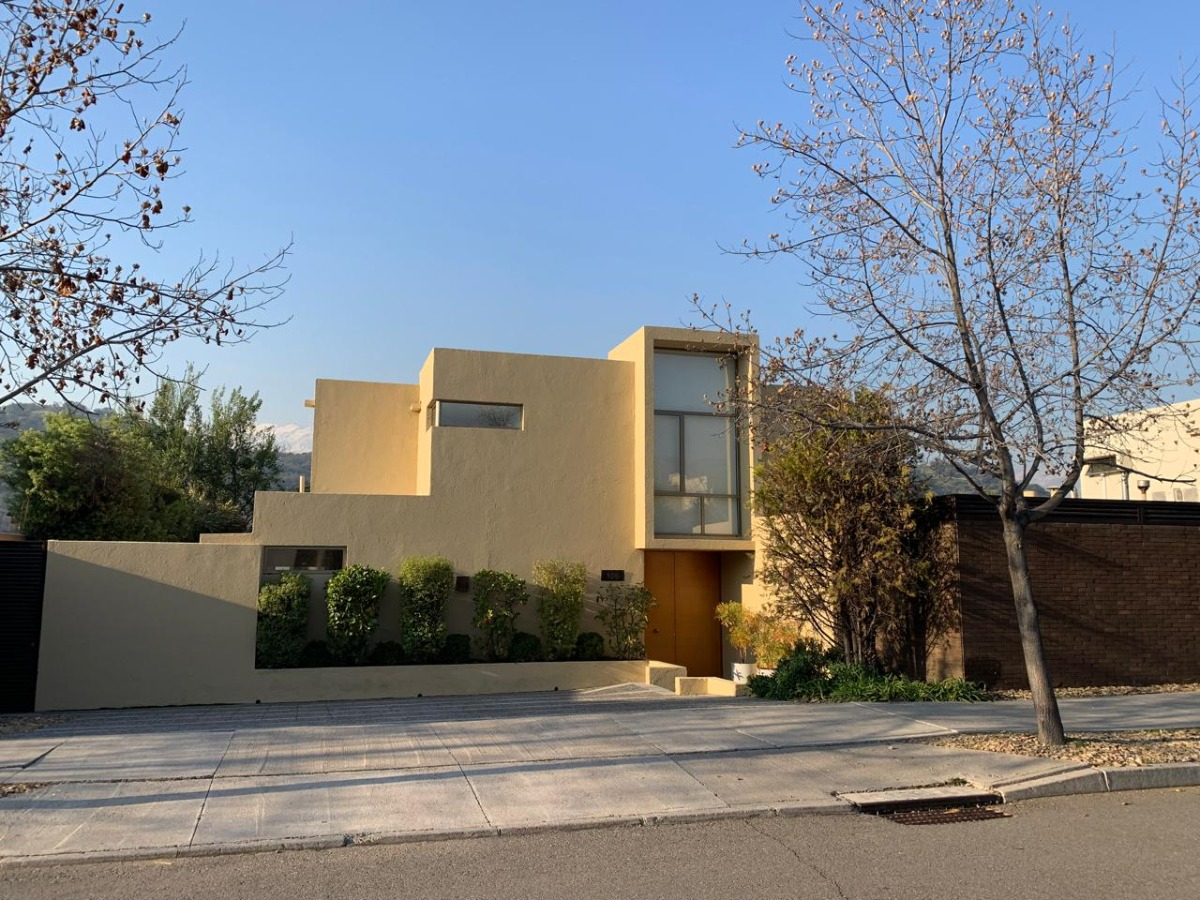 Arriendo Casa NO 4D en suite Walk-in cl&oacute;set 4B 3E 1B Los Trapenses - Lo Barnechea