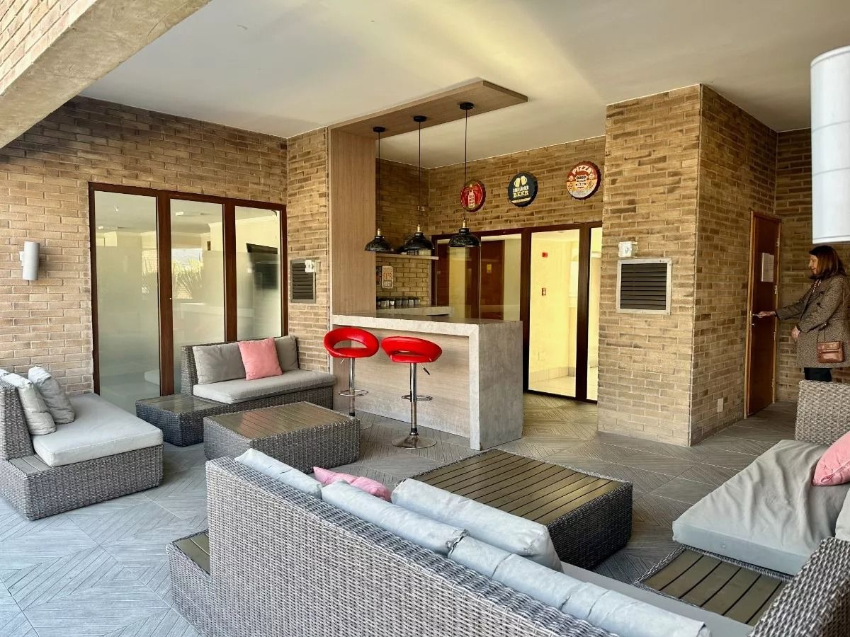 Arriendo Departamento 1D Metro Hernando de Magallanes - Las Condes