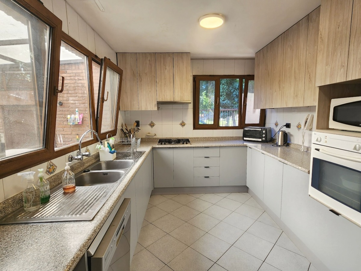 Venta Casa N 4D en suite Walk-in cl&oacute;set 4B 3E 2B Los Trapenses - Lo Barnechea