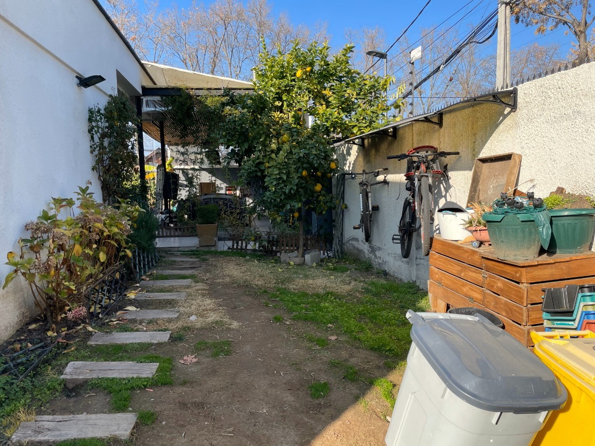 Arriendo Casa SP 4D en suite Walk-in cl&oacute;set 3B 2E 1B Rotonda Atenas - Las Condes