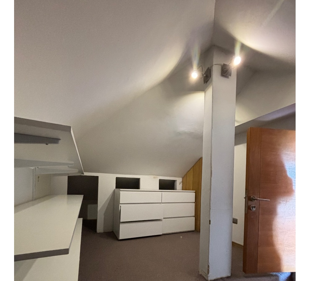 Arriendo Casa 6D en suite Walk-in cl&oacute;set 4B 3E 1B Quinchamal&iacute; - Las Condes