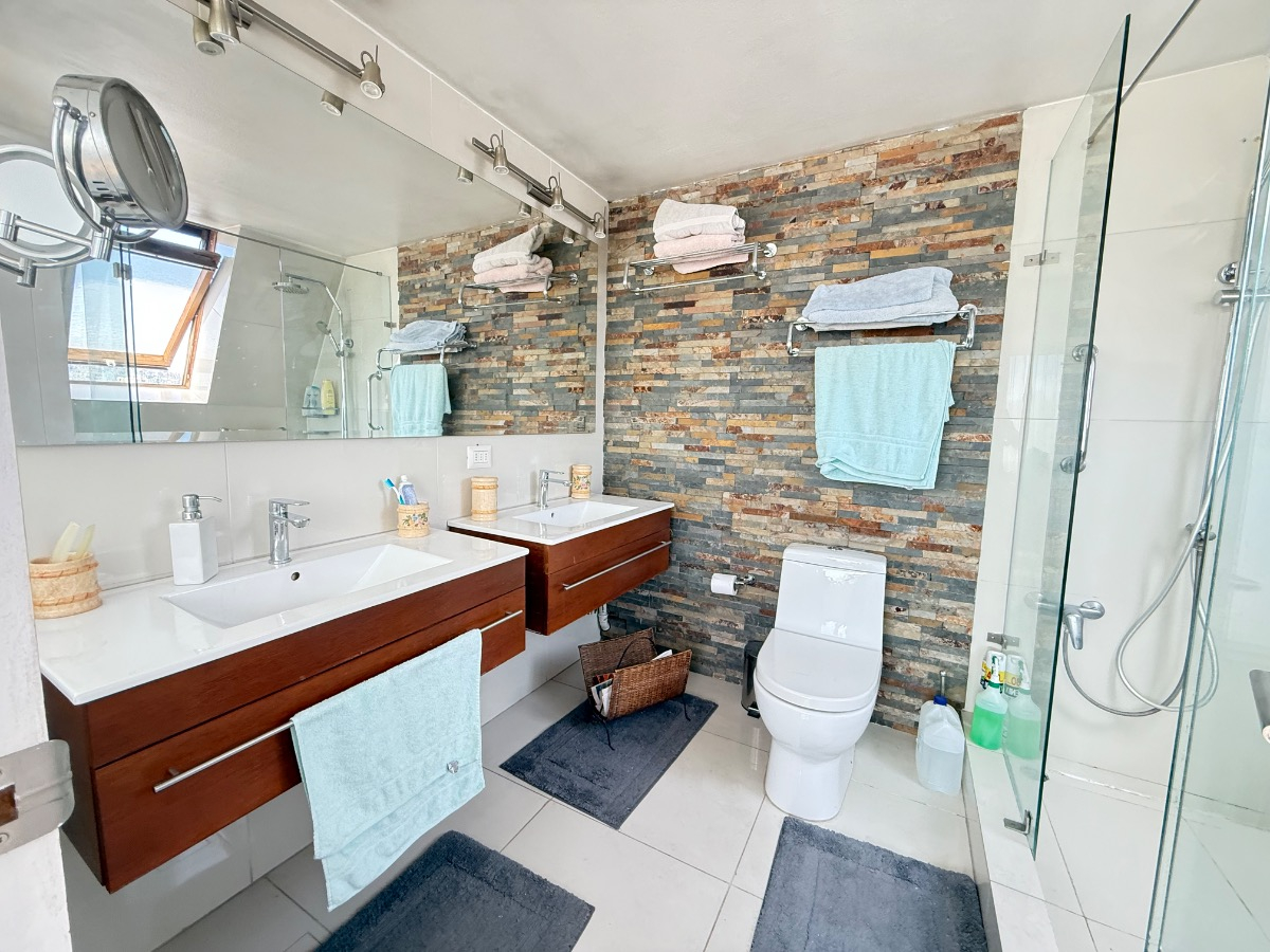 Venta Departamento O 4D en suite 3B 2E  - Providencia