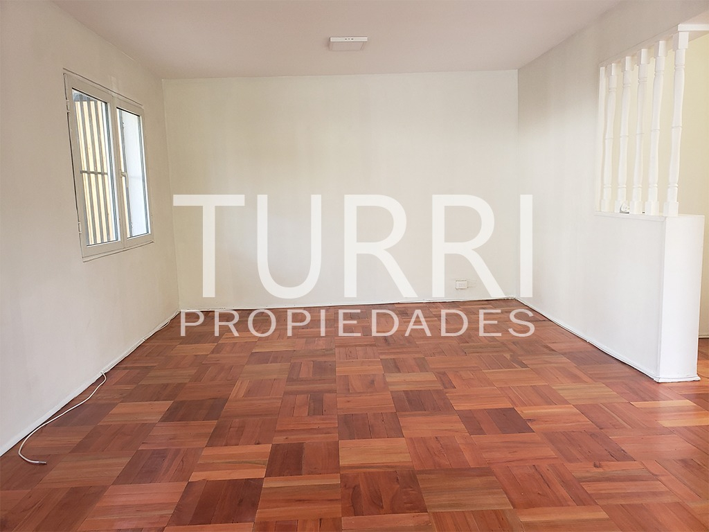 Arriendo Casa NOSP 4D 3B 2E Metro Escuela Militar - Las Condes