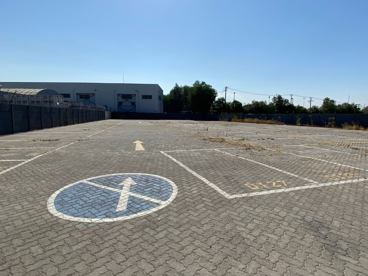 A.vespucio Enea, Primera L&iacute;nea, Excelente Vitrina 4000/292m2