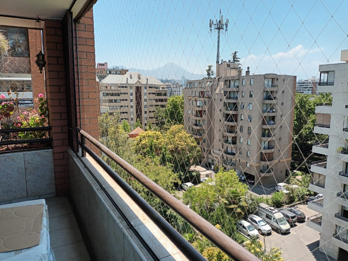 Venta Departamento SO 2D 2B 2E 1B Los Leones - Providencia