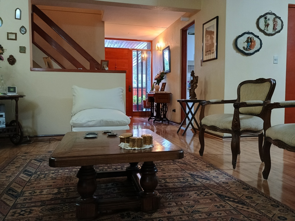 Venta Casa 4D 3B 2E Carlos Ossand&oacute;n - La Reina